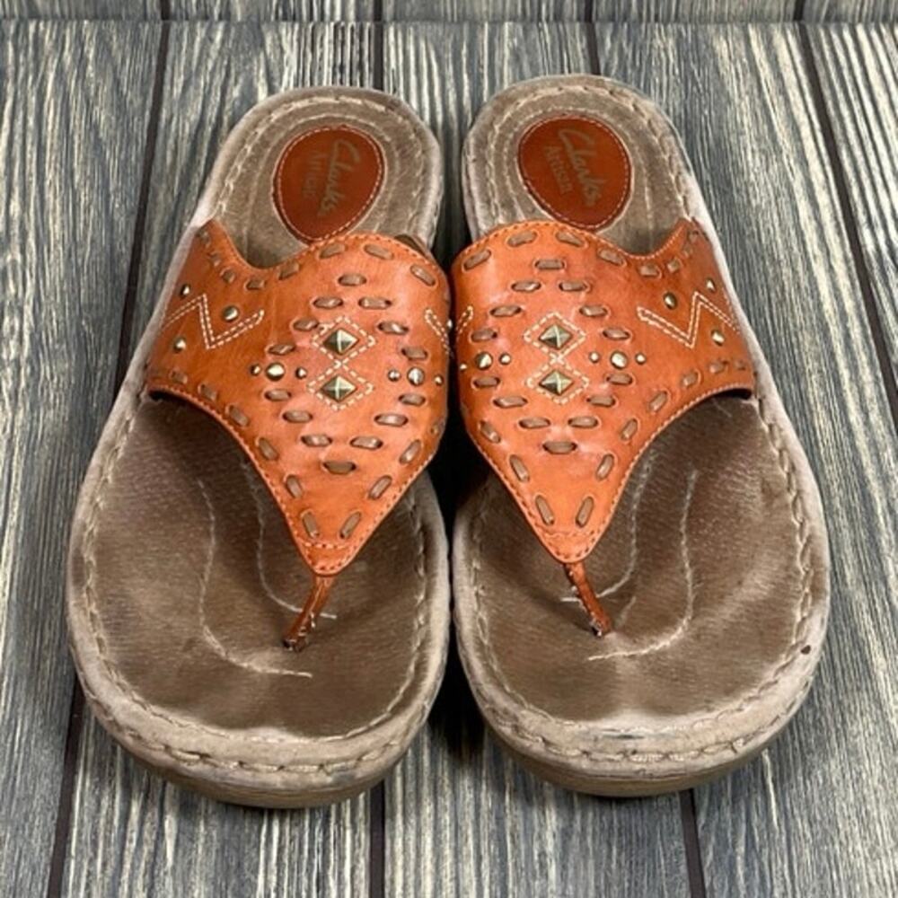 Clarks Artisan Women Leather Orange Sandal Thong Flip Flop Sz 9.5 Summer Studded